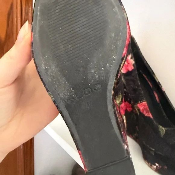 Aldo Black Velvet Heels - Picture 2 of 3